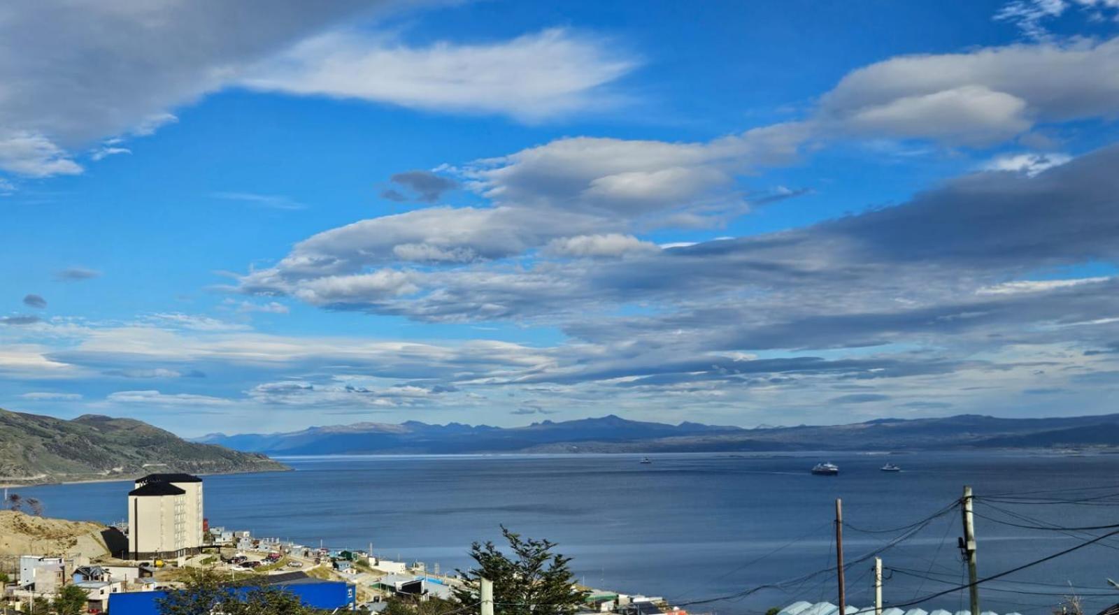 Apartament Dpto Amplio Con Vista A La Bahia Ushuaia Zewnętrze zdjęcie